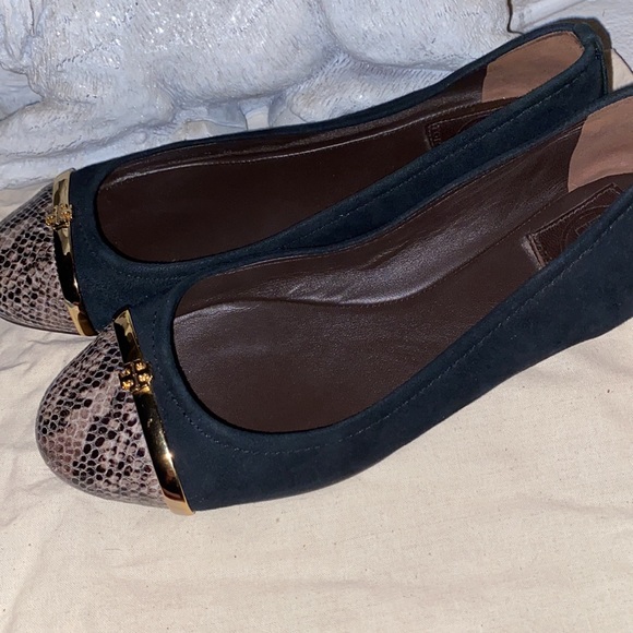 Tory Burch Snakeskin Flats 🤩✨ - Picture 6 of 7